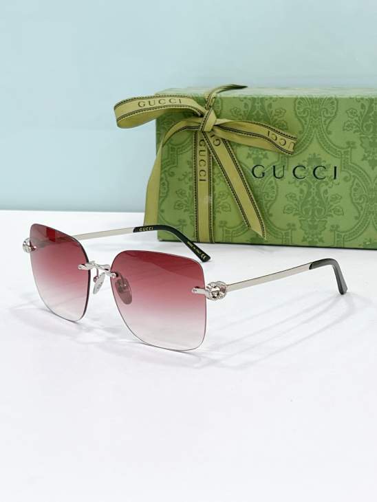 Picture of Gucci Sunglasses _SKUfw79164390fw